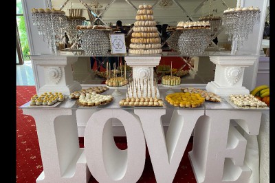 LUSH EVENTS & DISTRIBUTION tort-prajituri bucuresti