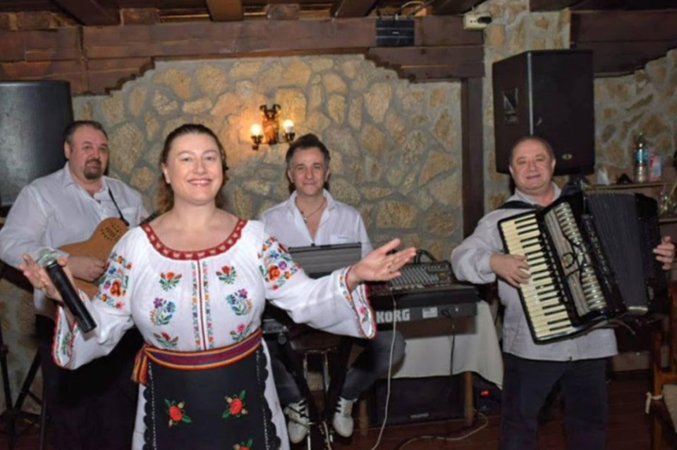 NELU COSTAKE.AF muzica bucuresti