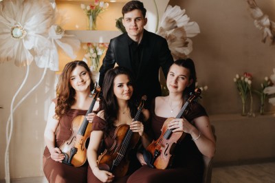 Unique Quartet
