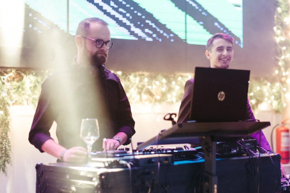DJ OVYVOX muzica iasi